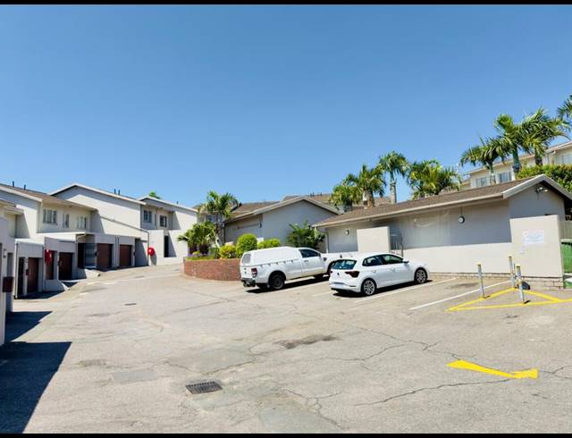 3 BEDROOM APARTMENT FOR SALE IN BRIGHTON BEACH